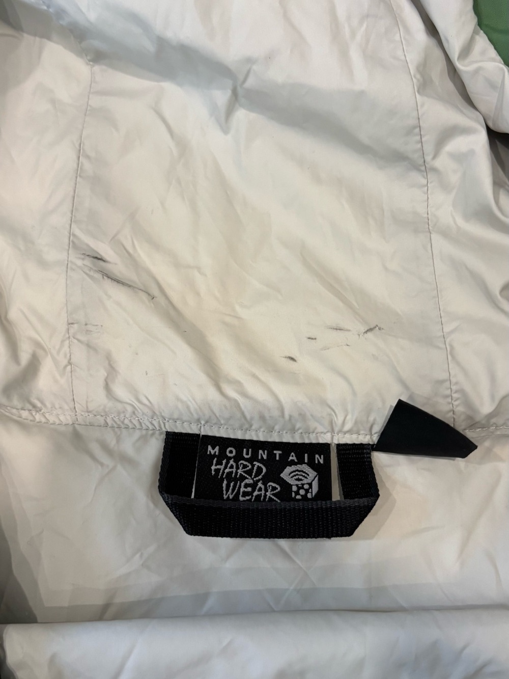 Mountain Hardwear Green Hooded Rain jacket - Picture 4 of 8